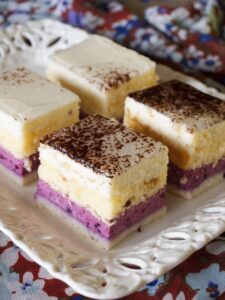cheesecake, dessert, cake, sweet, sweets, plate, berries, delicious, food, sweetness, brown cake, brown candy, brown dessert, cheesecake, cheesecake, cheesecake, cheesecake, cheesecake, dessert, dessert, dessert